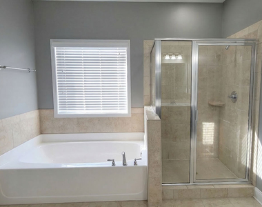 4215 Hopewell Manor Drive - Photo Thumbnail 8