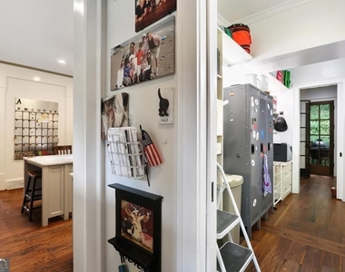 1692 Friar Tuck Road - Photo Thumbnail 19