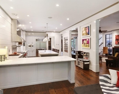 1692 Friar Tuck Road - Photo Thumbnail 15