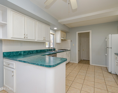 878 Green Valley Road - Photo Thumbnail 5