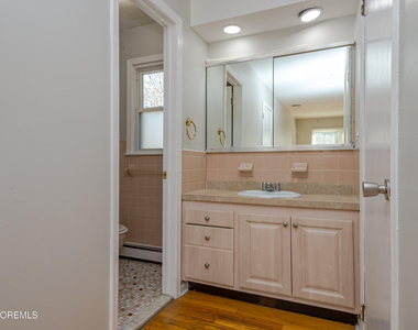 878 Green Valley Road - Photo Thumbnail 17
