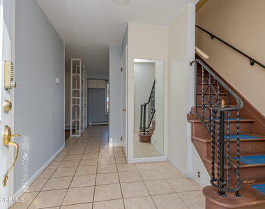 878 Green Valley Road - Photo Thumbnail 2