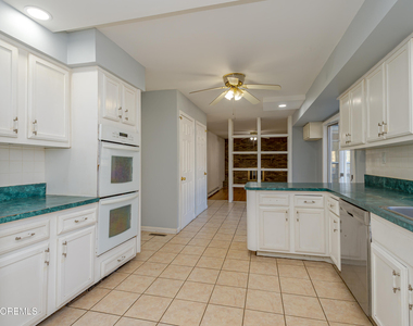 878 Green Valley Road - Photo Thumbnail 3