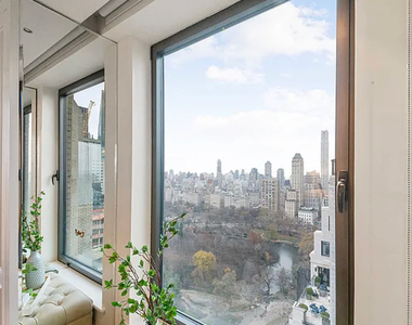 Central Park South - Photo Thumbnail 9