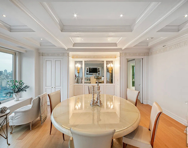 Central Park South - Photo Thumbnail 14