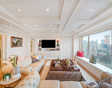 Central Park South - Photo Thumbnail 10