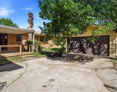 900 Emery Street - Photo Thumbnail 23