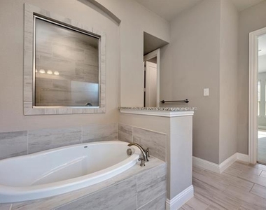 9820 Surveyor Road - Photo Thumbnail 28