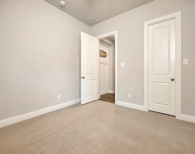 9820 Surveyor Road - Photo Thumbnail 20
