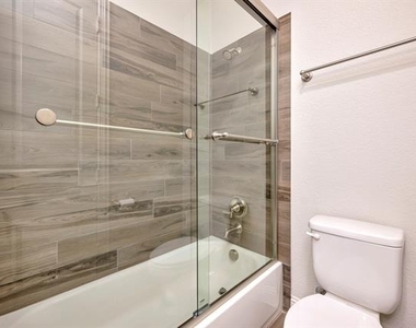 9820 Surveyor Road - Photo Thumbnail 22