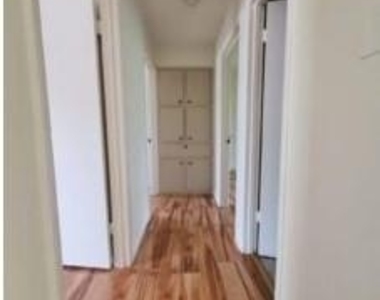3418 Hummingbird Lane - Photo Thumbnail 4
