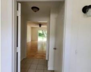 3418 Hummingbird Lane - Photo Thumbnail 6
