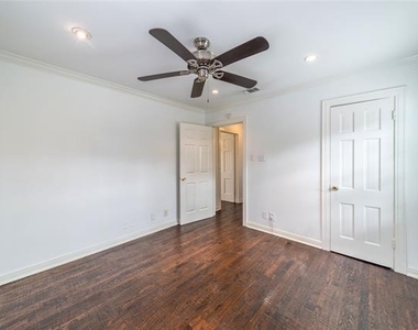 7302 Kenwell Street - Photo Thumbnail 9