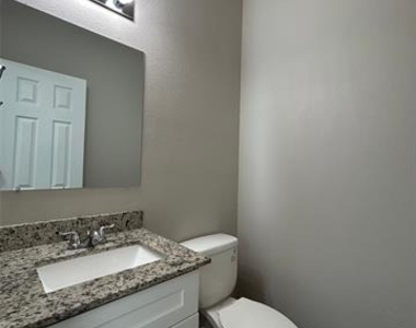 7931 Doreen Avenue - Photo Thumbnail 6
