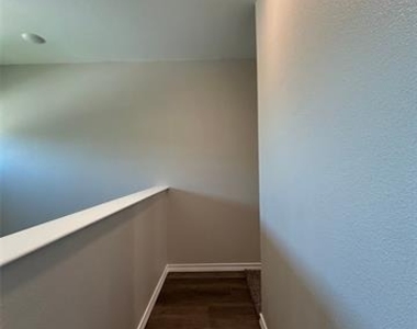 7931 Doreen Avenue - Photo Thumbnail 7