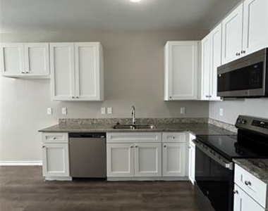 7931 Doreen Avenue - Photo Thumbnail 2