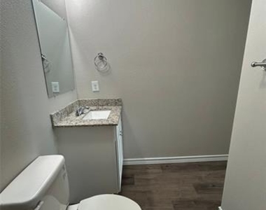 7931 Doreen Avenue - Photo Thumbnail 13