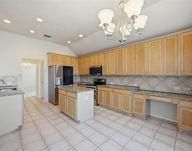 2229 White Rock Lane - Photo Thumbnail 7
