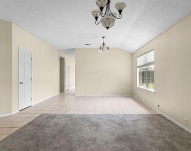 3300 Creekwood Drive - Photo Thumbnail 1