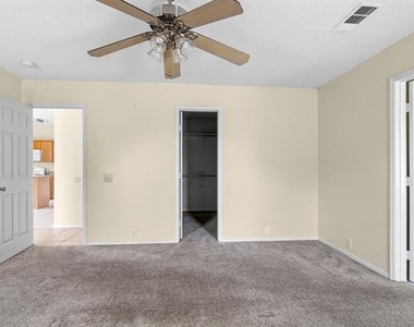 3300 Creekwood Drive - Photo Thumbnail 12