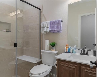 3825 Honey Grove Drive - Photo Thumbnail 17