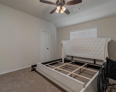 3825 Honey Grove Drive - Photo Thumbnail 27