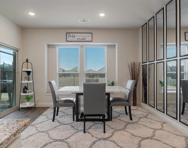 3825 Honey Grove Drive - Photo Thumbnail 13