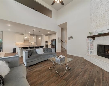 3825 Honey Grove Drive - Photo Thumbnail 9