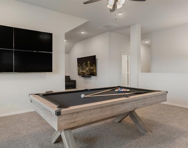 3825 Honey Grove Drive - Photo Thumbnail 28
