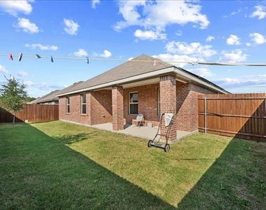 217 Redbarn - Photo Thumbnail 14