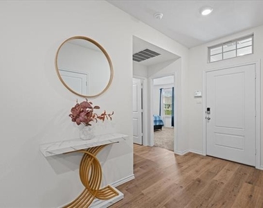217 Redbarn - Photo Thumbnail 1