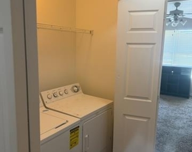 2539 Pascal Court - Photo Thumbnail 3