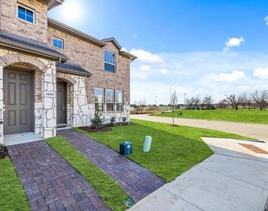 3201 Solana Circle - Photo Thumbnail 34
