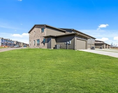 3201 Solana Circle - Photo Thumbnail 36
