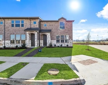 3201 Solana Circle - Photo Thumbnail 33