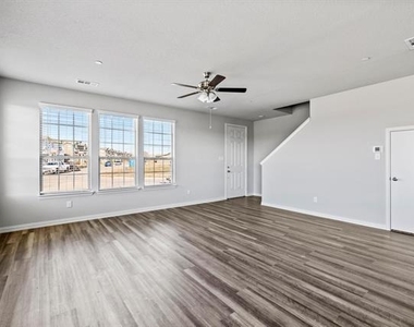 3201 Solana Circle - Photo Thumbnail 14