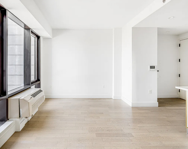 635 4th Avenue - Photo Thumbnail 1