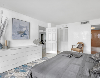 5600 N Flagler Drive - Photo Thumbnail 12