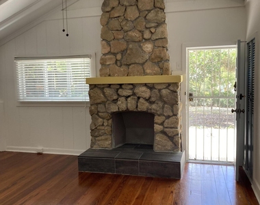 824 35th Street - Photo Thumbnail 18