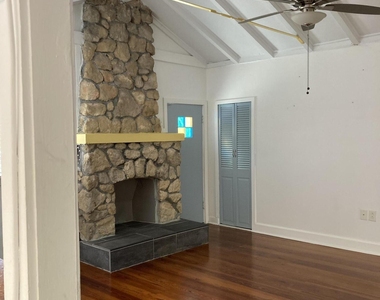 824 35th Street - Photo Thumbnail 15