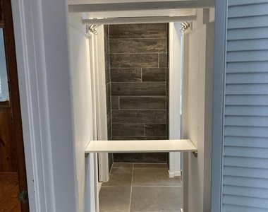 824 35th Street - Photo Thumbnail 30