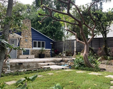 824 35th Street - Photo Thumbnail 7