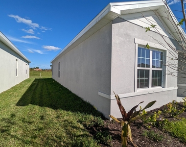 10597 Sw Vasari Way - Photo Thumbnail 16