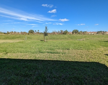 10597 Sw Vasari Way - Photo Thumbnail 12