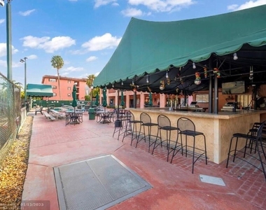610 Tennis Club Drive - Photo Thumbnail 7