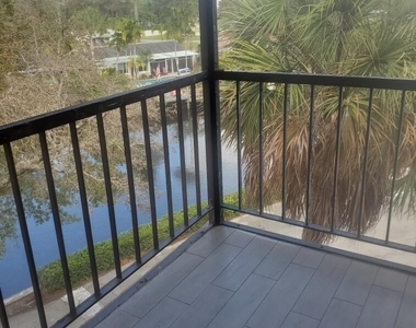 610 Tennis Club Drive - Photo Thumbnail 1
