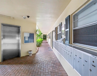 1400 Ne 57th Court - Photo Thumbnail 20