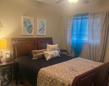 1400 Ne 57th Court - Photo Thumbnail 13