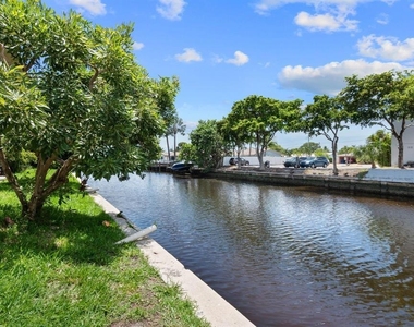 1400 Ne 57th Court - Photo Thumbnail 21