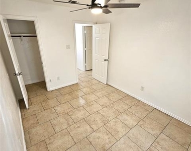 1810 Wiseman Avenue - Photo Thumbnail 13